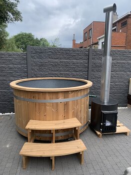 Hottub Externe kachel 200cm met houten rand